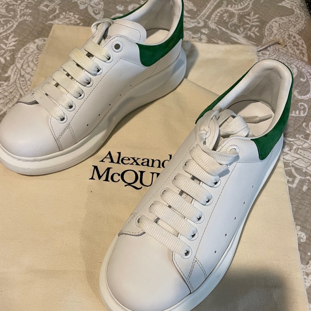 Size 40 Alexander mcqeeun